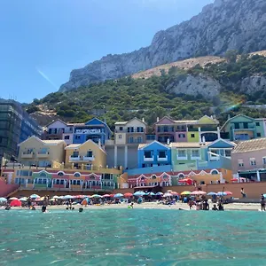 Apartamento Unique Waterfront Duplex On The Mediterranean - Caleta, Catalan Bay, Gibraltar